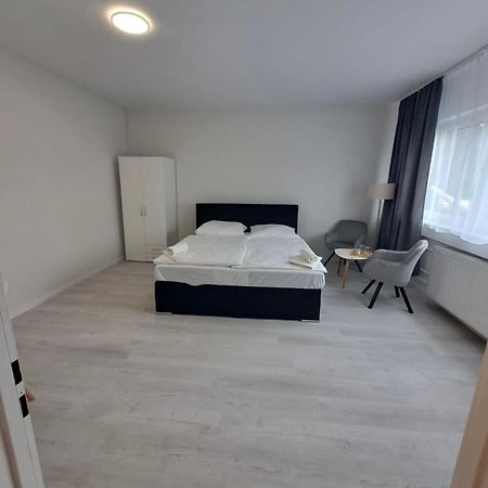 Mycompass Hotel Offenbach Exterior foto